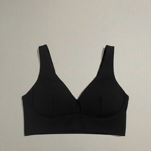 Victoria Secret Black V-Neck Sports Bra / Bralette - Size [small]
